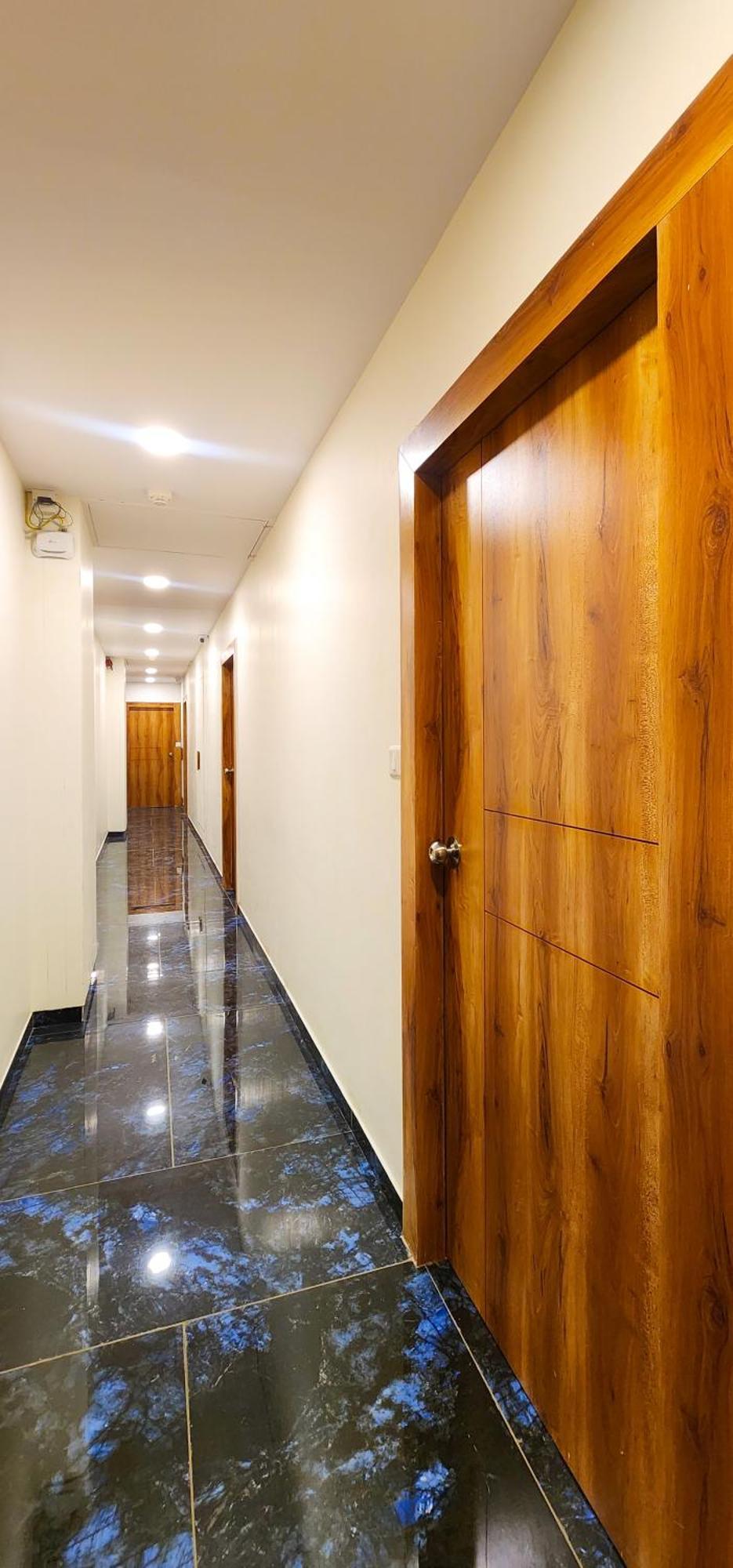 Hotel Nova Blue Ahmedabad Exterior foto